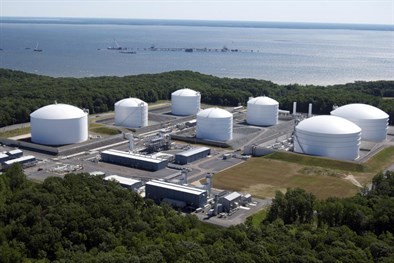 Berkshire Hathaway Energy 's Cove Point LNG